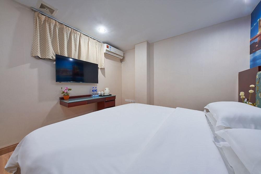 Kaiserdom Zhonghua Plaza Hotel Canton Esterno foto